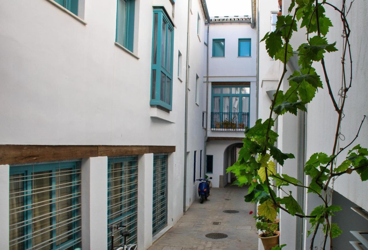 Covadonga 9 Apartments - Triana Sevilla Bagian luar foto
