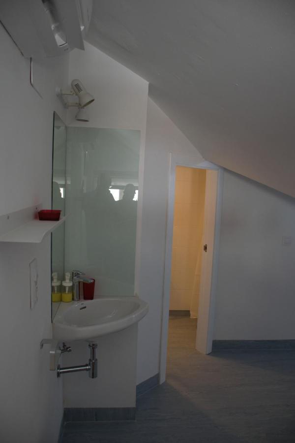Covadonga 9 Apartments - Triana Sevilla Bagian luar foto